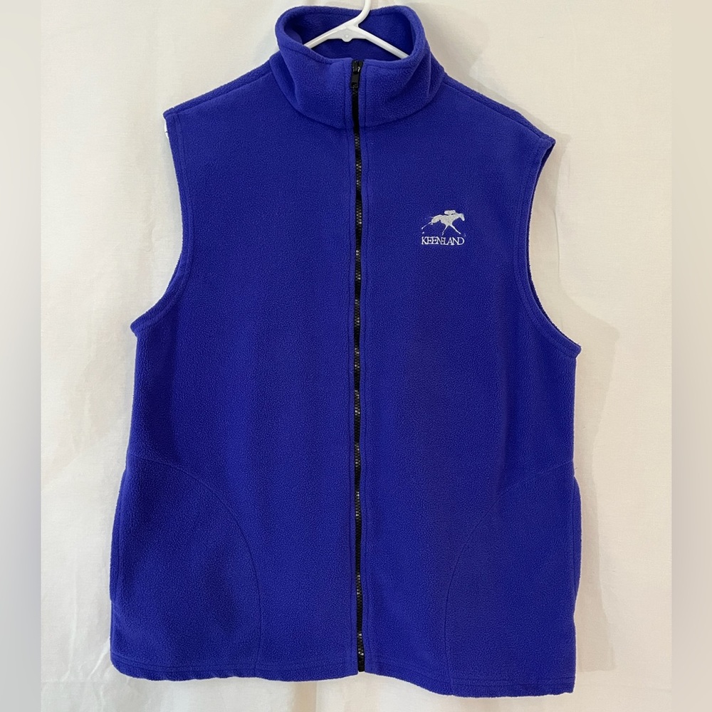 Purple Fleece Keeneland Sleeveless Vest. Size L. Thoroughbred Racetrack